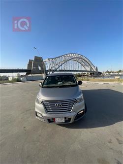 هیوندای ستاركس